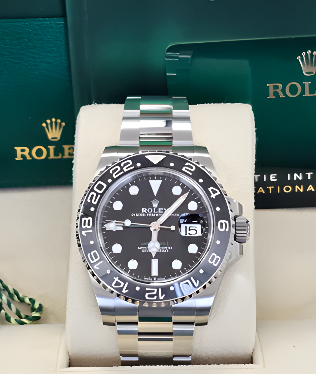 You are currently viewing 2024 Rolex GMT-Master II Bruce Wayne: The Ultimate Luxury Watch Guide