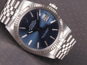 Read more about the article Rolex Gold Men’s Datejust Under 5K: Exploring Affordable Luxury and Premium Choices